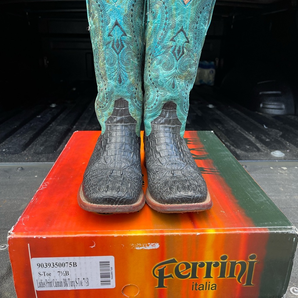 Ferrini boots 7.5